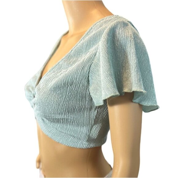 (6 for $25) Shein Flutter Sleeve V-neck cut out cropped top Size XS - Picture 3 of 7